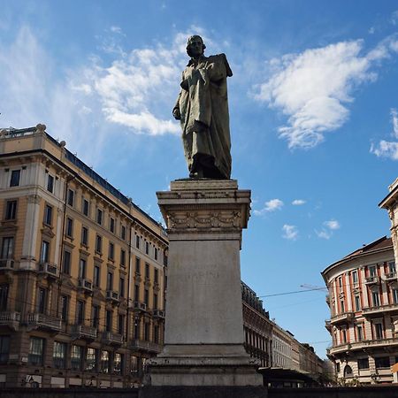 Suite Meravigli - Incredibile Posizione Duomo E Castello Milão Exterior foto